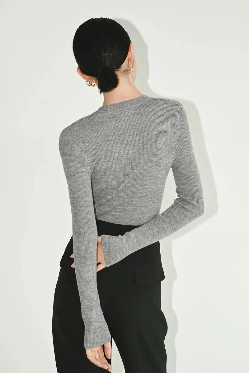 100 Merino Wool Seamless Knit Crewneck Sweater