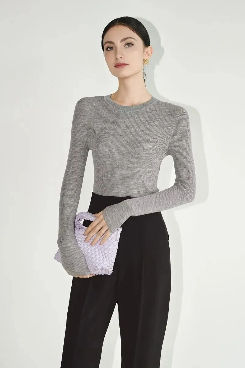 100 Merino Wool Seamless Knit Crewneck Sweater