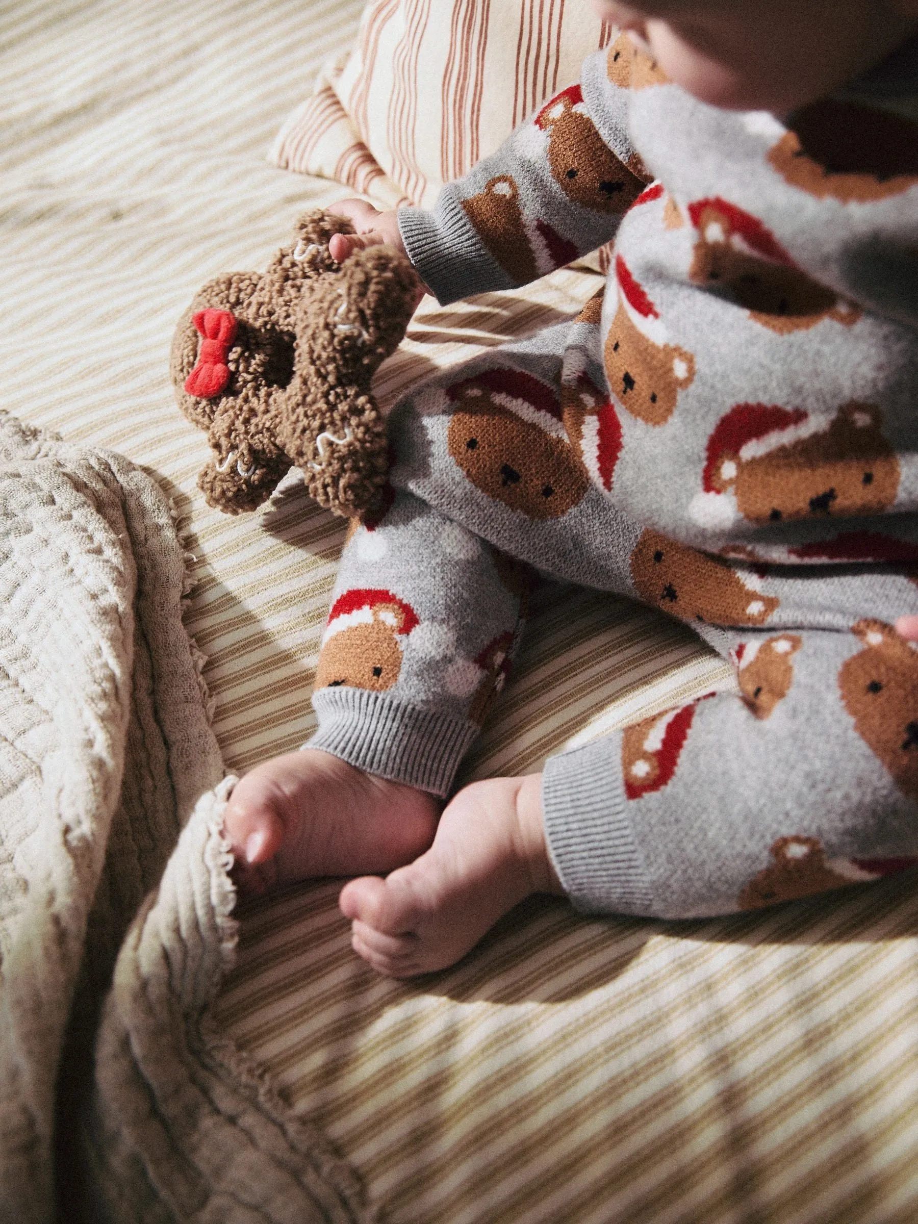 Grey Bear Christmas Knitted Jumper and Leggings Baby Set (0mths-2yrs)