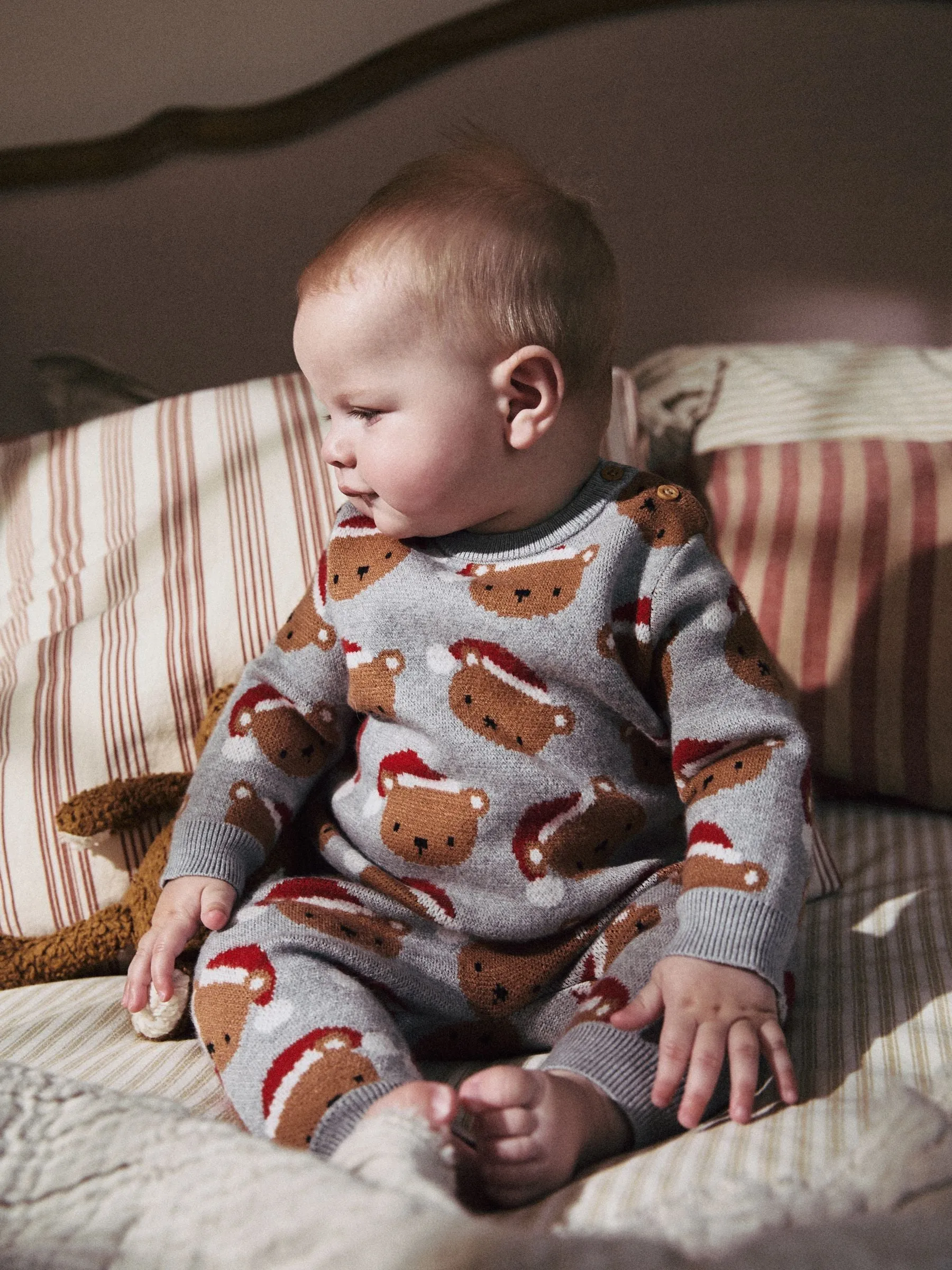 Grey Bear Christmas Knitted Jumper and Leggings Baby Set (0mths-2yrs)