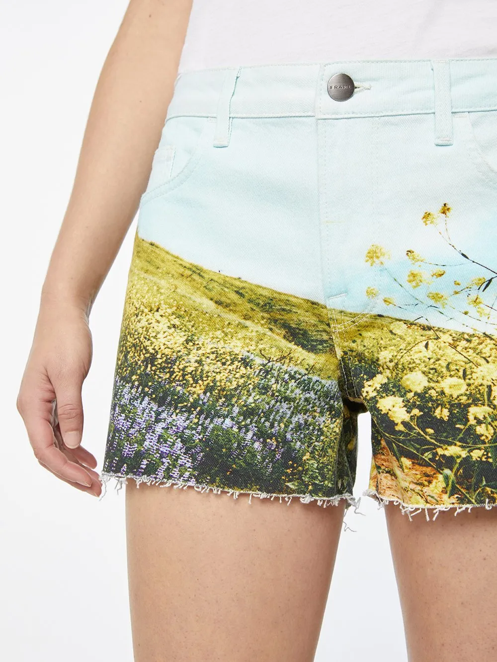 Le Grand Garcon Short -- Flower Multi