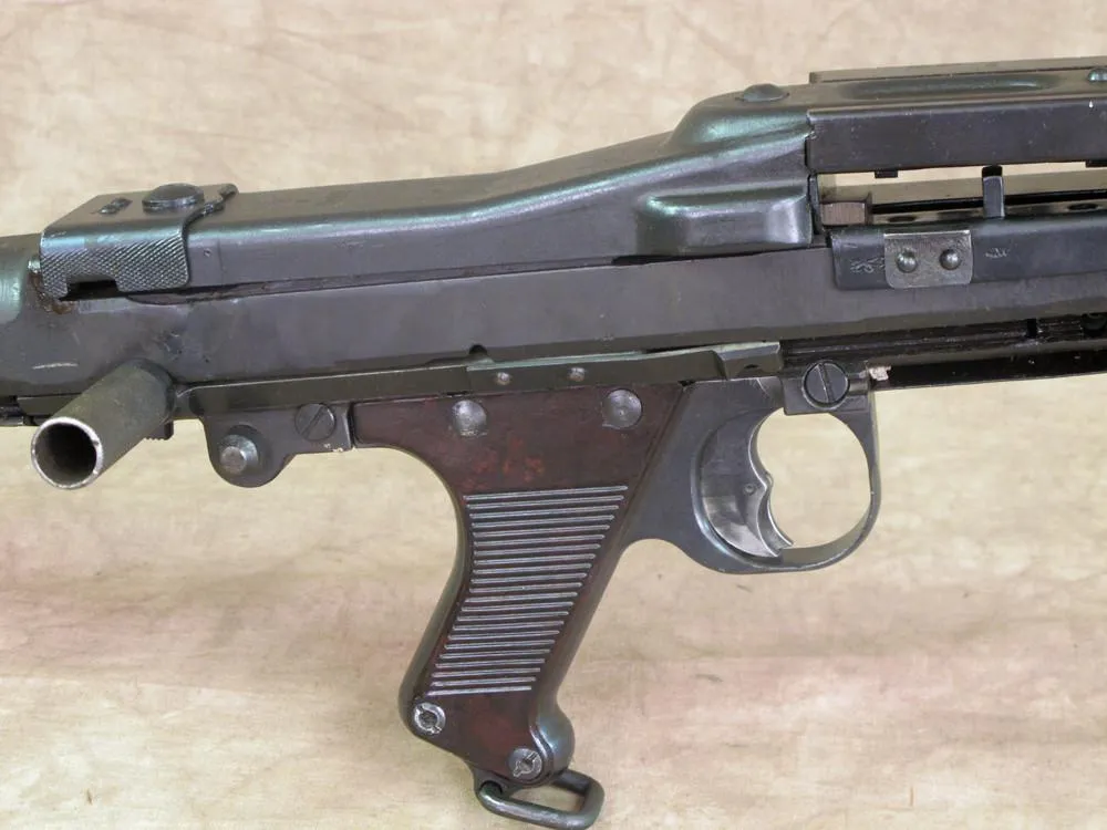 Original WWII German MG 34 Display Machine Gun- dot 1943 & Partially Matched Serial Numbers